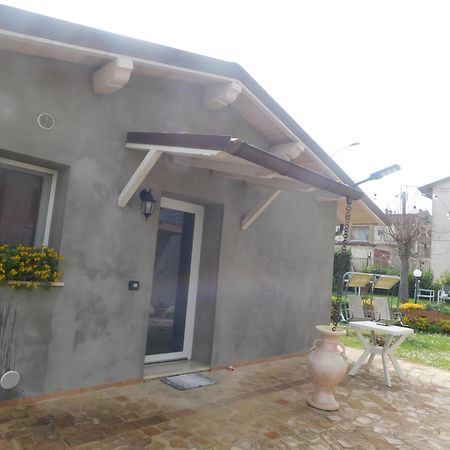 Apartmán Civico 29 Collestrada Exteriér fotografie